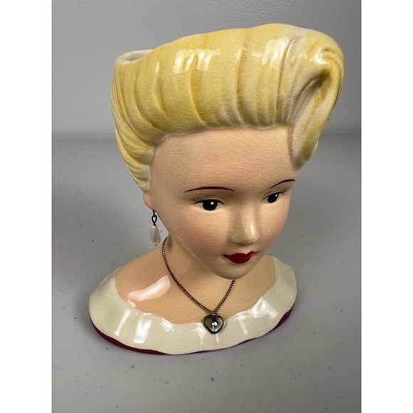 Vintage Style 2004 A Special Place Blonde Lady Bust Ceramic Lady Head Vase - Picture 6 of 11